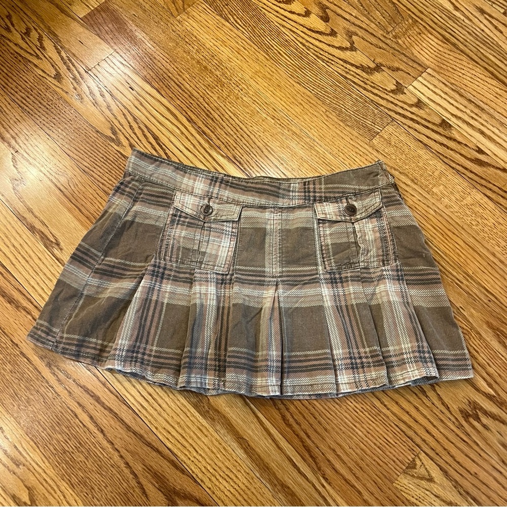Vintage Y2K Bongo Pleated Low Rise Mini Skirt Plaid Brown Tan Pink Women’s M
